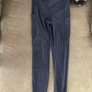 lululemon size 4 leggings